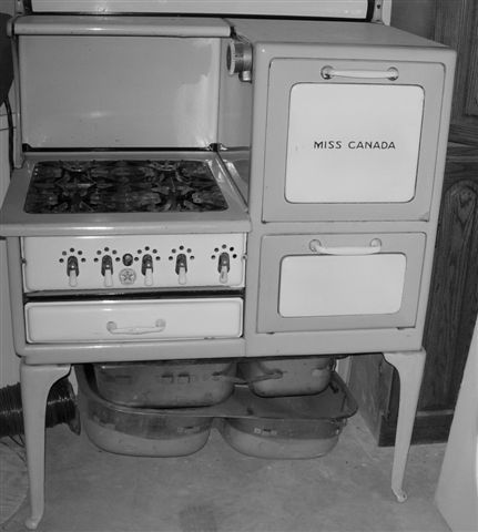miss canada stove.JPG