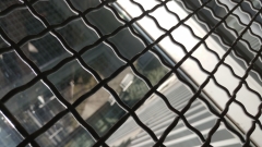 Crimped wire mesh for screen door