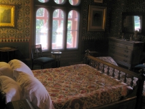 Olana - Turkish bedroom